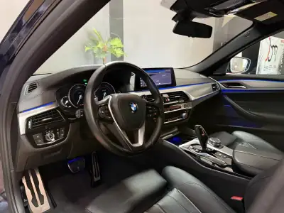 BMW 520 2019 - 29990 EUR, 168874 km - AUTO.MOTO.pt - 168874km - foto 7 de 20