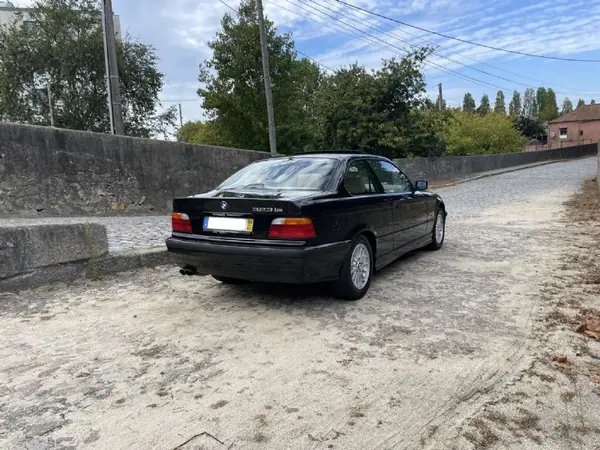 BMW 323 1998 - 19900 EUR, 160000 km - AUTO.MOTO.pt - 160000km - foto 53 de 68