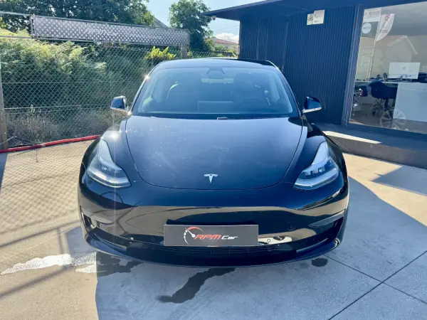 Tesla Model 3 2019 - 21999 EUR, 149000 km - AUTO.MOTO.pt - 149000km - foto 20 de 22