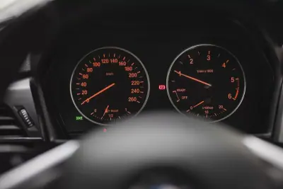 BMW 216 Active Tourer 2015 - 12750 EUR, 196513 km - AUTO.MOTO.pt - 196513km - foto 31 de 43