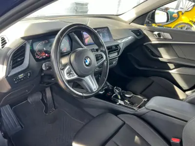 BMW 118 2020 - 22800 EUR, 116000 km - AUTO.MOTO.pt - 116000km - foto 10 de 15