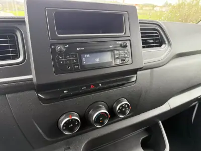 Renault Master 2.3 Dci L3 3.5T 135 cv C.Dupla 2021 - 26750 EUR, 84000 km - AUTO.MOTO.pt - 84000km - foto 14 de 31