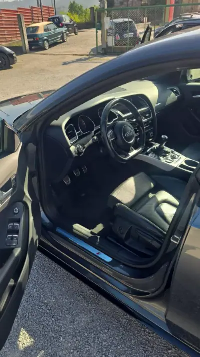 Audi A5 Sportback 2015 - 18490 EUR, 149000 km - AUTO.MOTO.pt - 149000km - foto 5 de 8