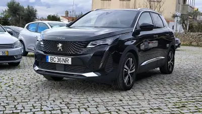 Peugeot 3008 2023 - 28490 EUR, 45254 km - AUTO.MOTO.pt - 45254km - foto 4 de 9