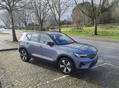 Volvo XC 40 2023 - 28500 EUR, 96000 km - AUTO.MOTO.pt - 96000km - foto 8 de 15
