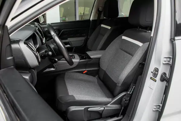 Citroën C5 Aircross 2019 - 10900 EUR, 262996 km - AUTO.MOTO.pt - 262996km - foto 28 de 41