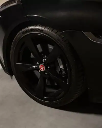 Jaguar F-Type 2018 - 45950 EUR, 78000 km - AUTO.MOTO.pt - 78000km - foto 8 de 31
