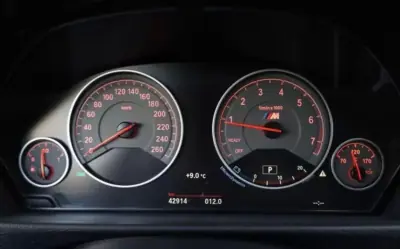 BMW 430 2019 - 42990 EUR, 42914 km - AUTO.MOTO.pt - 42914km - foto 11 de 19