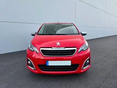 Peugeot 108 2020 - 9500 EUR, 66700 km - AUTO.MOTO.pt - 66700km - foto 5 de 36