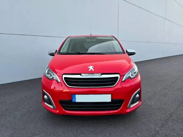 Peugeot 108 2020 - 8990 EUR, 66700 km - AUTO.MOTO.pt - 66700km - foto 5 de 36