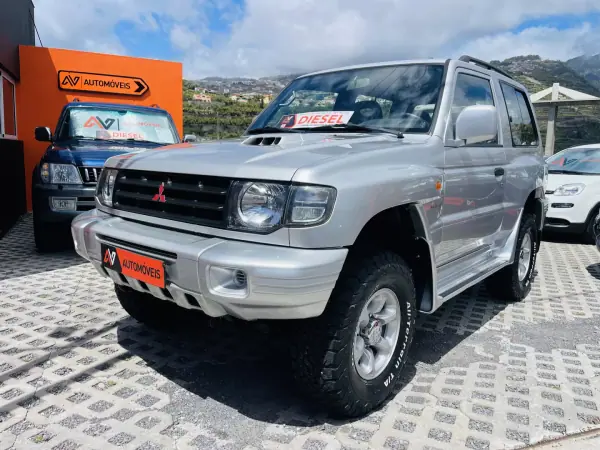 Mitsubishi Pajero 1998 - 19950 EUR, 137356 km - AUTO.MOTO.pt - 137356km - foto 3 de 16