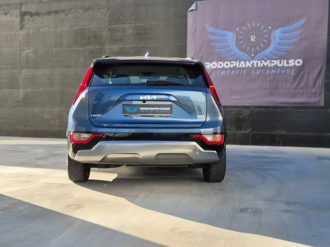 Kia Niro 2022 - 24750 EUR, 72000 km - 72000km - foto 8 de 47