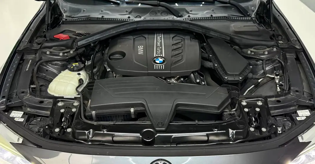 BMW 418 Gran Coupé 2015 - 16999 EUR, 227979 km - 227979km - foto 9 de 23