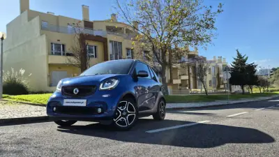 Smart Fortwo Cabrio 2018 - 15480 EUR, 38000 km - AUTO.MOTO.pt - 38000km - foto 15 de 19