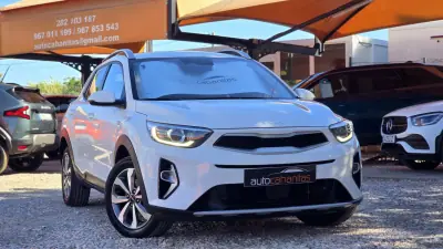 Kia Stonic 2024 - 16850 EUR, 46100 km - AUTO.MOTO.pt - 46100km - foto 2 de 25