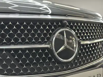 Mercedes-Benz E 300 2024 - 61500 EUR, 63000 km - AUTO.MOTO.pt - 63000km - foto 49 de 51