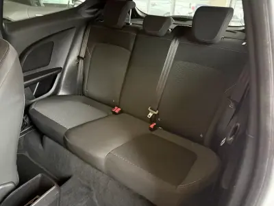 Ford Fiesta 2018 - 12500 EUR, 146800 km - AUTO.MOTO.pt - 146800km - foto 32 de 78