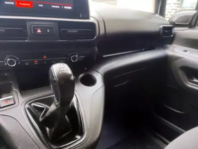 Citroën Berlingo 1.6 HDI ,3 Lug. Longa , Iva dedutivel 2019 - 13480 EUR, 182000 km - AUTO.MOTO.pt - 182000km - foto 14 de 28