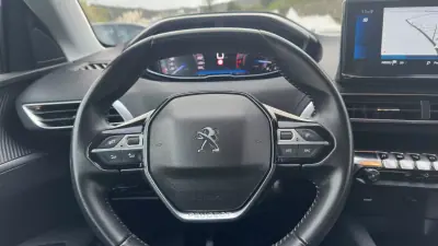 Peugeot 3008 2021 - 21800 EUR, 67000 km - AUTO.MOTO.pt - 67000km - foto 11 de 27