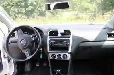 Volkswagen Polo 2012 - 7000 EUR, 115400 km - 115400km - foto 7 de 8