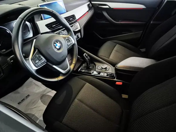 BMW X2 2021 - 26950 EUR, 102000 km - AUTO.MOTO.pt - 102000km - foto 6 de 14