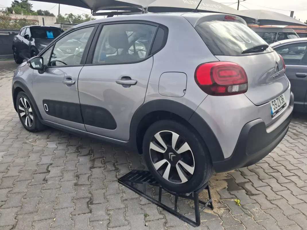 Citroën C3 2020 - 10900 EUR, 102000 km - AUTO.MOTO.pt - 102000km - foto 7 de 15
