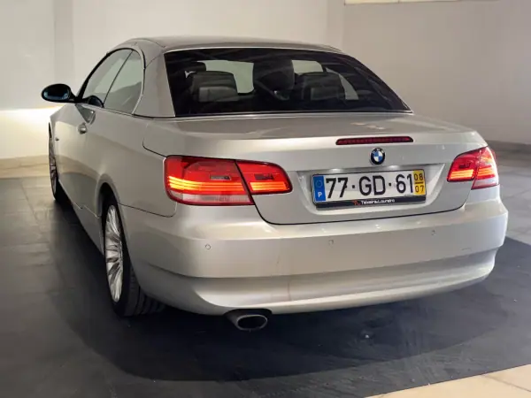 BMW 320 2008 - 14900 EUR, 145342 km - AUTO.MOTO.pt - 145342km - foto 14 de 33