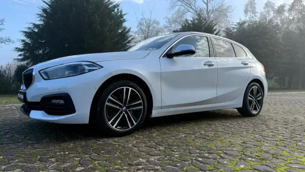 BMW 118 2019 - 22900 EUR, 142000 km - AUTO.MOTO.pt - 142000km - foto 3 de 22