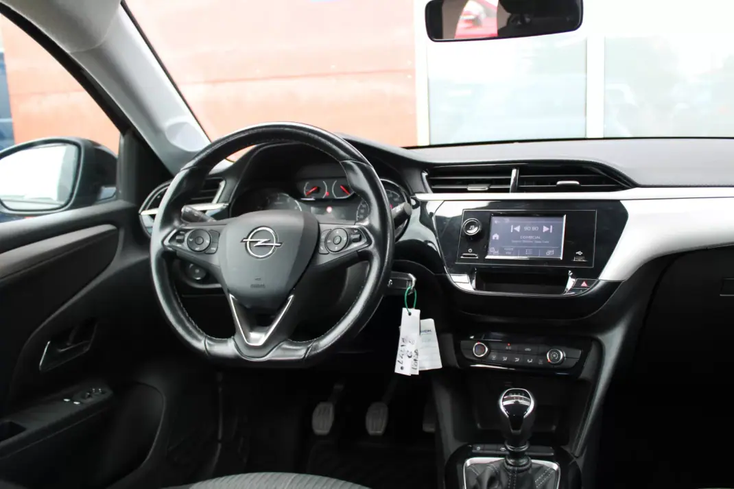 Opel Corsa 2020 - 12990 EUR, 95000 km - AUTO.MOTO.pt - 95000km - foto 13 de 17