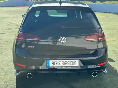 Volkswagen Golf 2019 - 31700 EUR, 98053 km - AUTO.MOTO.pt - 98053km - foto 9 de 20
