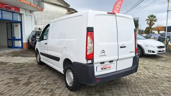 Citroën Jumpy 2012 - 8900 EUR, 361065 km - AUTO.MOTO.pt - 361065km - foto 4 de 23