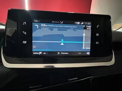 Peugeot 2008 2021 - 15750 EUR, 206114 km - AUTO.MOTO.pt - 206114km - foto 15 de 24