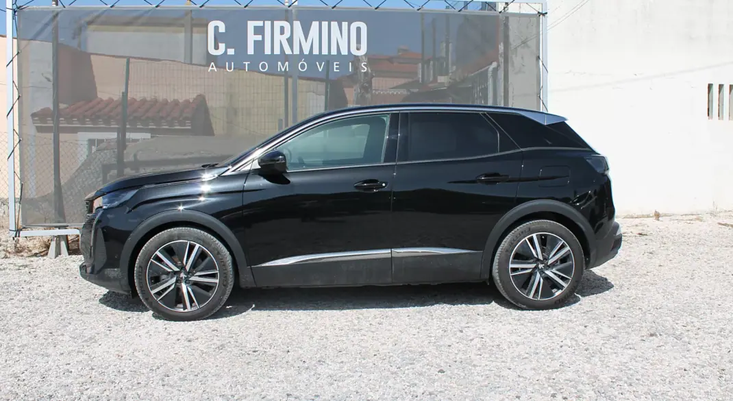 Peugeot 3008 2024 - 27480 EUR, 21284 km - 21284km - foto 8 de 17