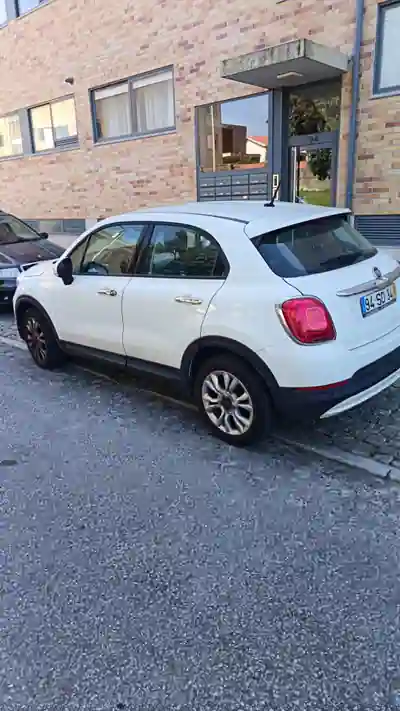 Fiat 500X 2016 - 8500 EUR, 140000 km - AUTO.MOTO.pt - 140000km - foto 3 de 6