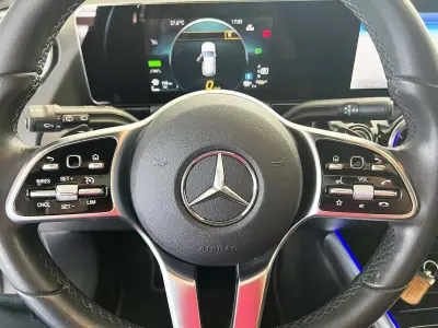 Mercedes-Benz GLA 250 2022 - 26800 EUR, 127540 km - 127540km - foto 16 de 23