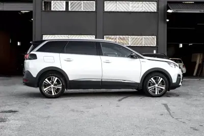 Peugeot 5008 2019 - 21999 EUR, 101000 km - AUTO.MOTO.pt - 101000km - foto 3 de 27