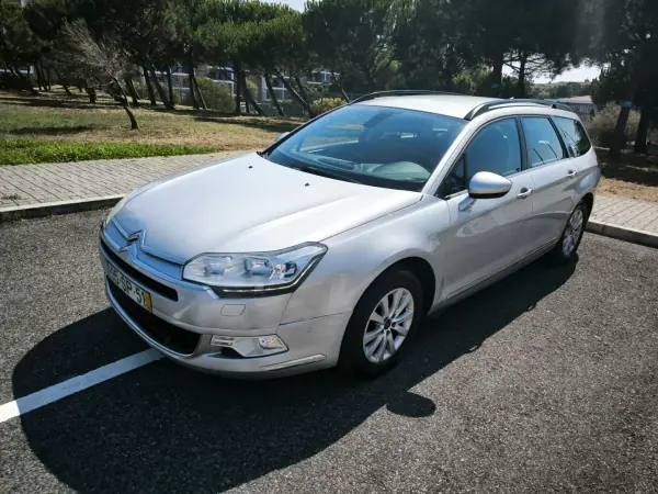 Citroën C5 Tourer 2014 - 8950 EUR, 249314 km - AUTO.MOTO.pt - 249314km - foto 4 de 37
