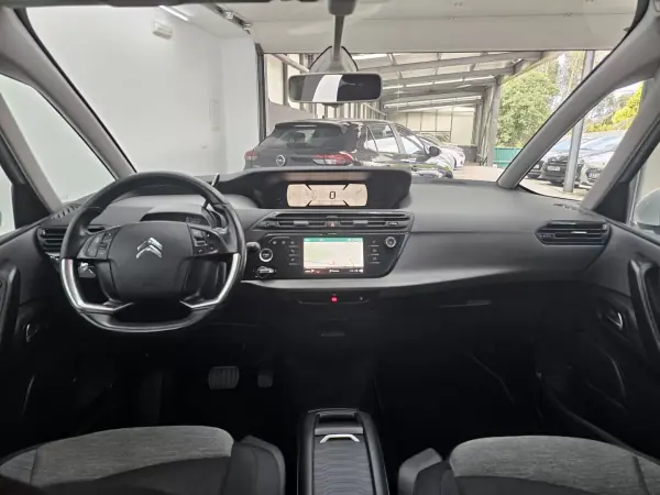 Citroën C4 Grand Picasso 2018 - 13650 EUR, 245556 km - AUTO.MOTO.pt - 245556km - foto 14 de 43