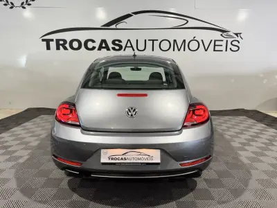 Volkswagen New Beetle 2018 - 19900 EUR, 58588 km - 58588km - foto 9 de 47