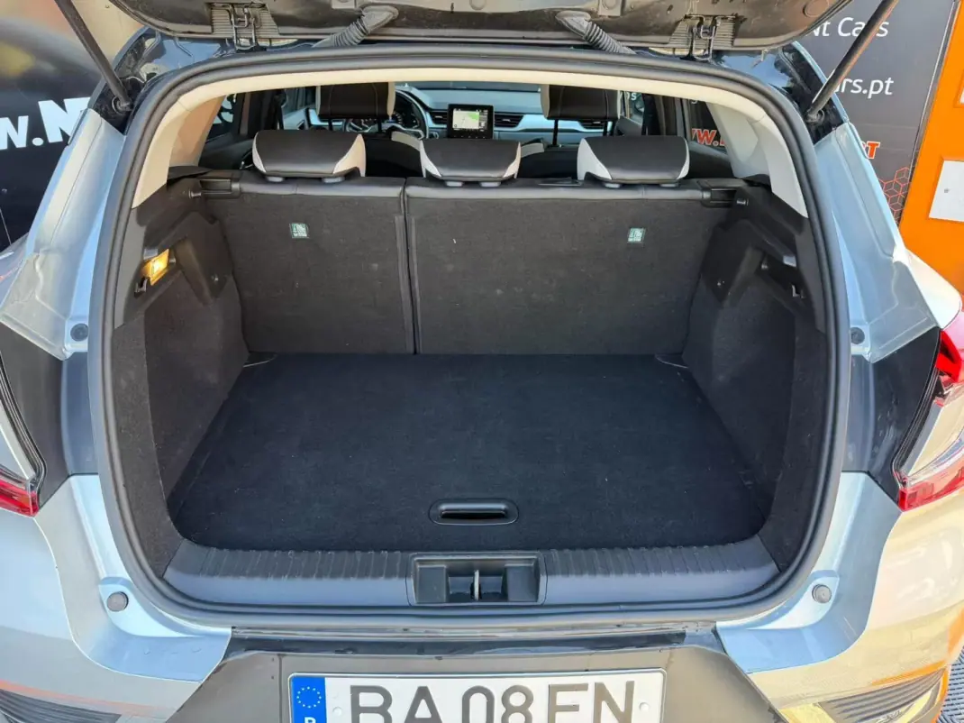 Renault Captur 2023 - 17900 EUR, 80425 km - 80425km - foto 21 de 21