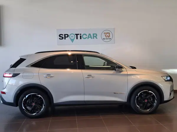 DS DS7 2022 - 27750 EUR, 56750 km - AUTO.MOTO.pt - 56750km - foto 7 de 36