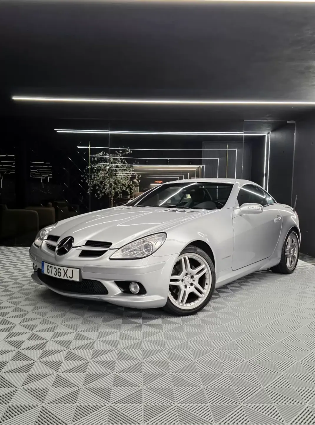 Mercedes-Benz SLK 200 2004 - 16750 EUR, 124000 km - AUTO.MOTO.pt - 124000km - foto 9 de 24