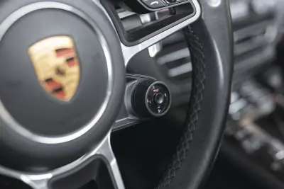 Porsche Macan 2018 - 53900 EUR, 89600 km - AUTO.MOTO.pt - 89600km - foto 24 de 40