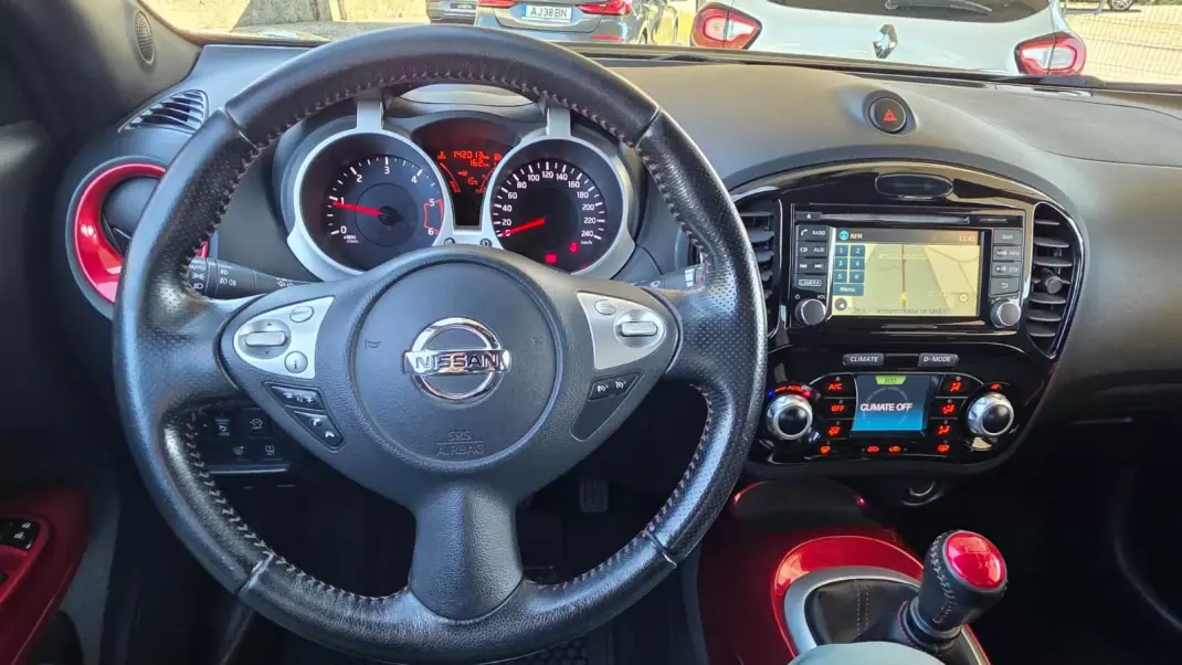 Nissan Juke 2015 - 12990 EUR, 142000 km - AUTO.MOTO.pt - 142000km - foto 15 de 30