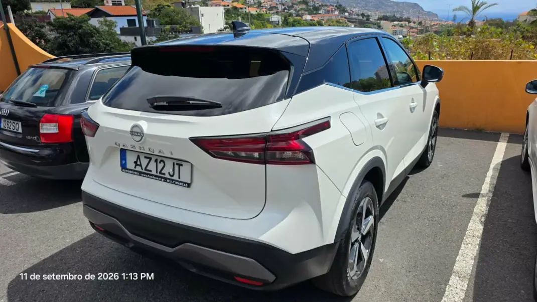 Nissan Qashqai 2023 - 23750 EUR, 66700 km - 66700km - foto 4 de 7