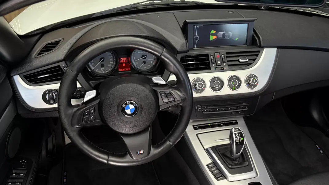 BMW Z4 2011 - 29990 EUR, 117000 km - 117000km - foto 33 de 57