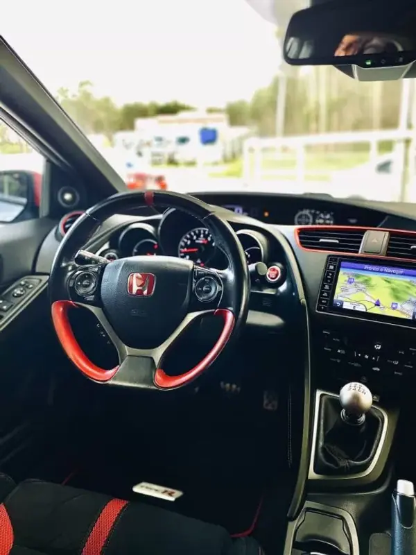 Honda Civic 2016 - 37750 EUR, 118000 km - AUTO.MOTO.pt - 118000km - foto 13 de 20