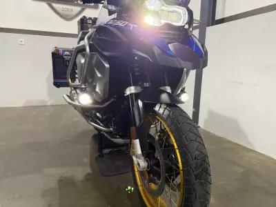 BMW R 1250 GS Adventure 2019 - 22900 EUR, 8500 km - AUTO.MOTO.pt - 8500km - foto 14 de 23