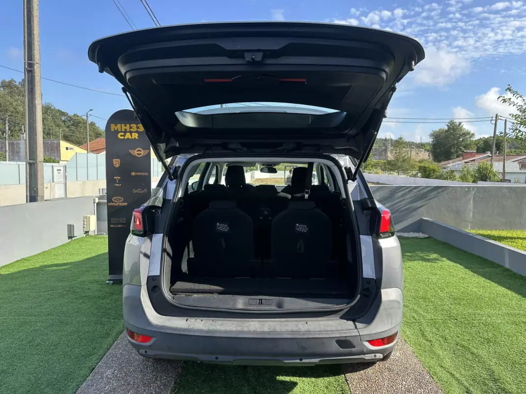 Peugeot 5008 2017 - 14900 EUR, 200000 km - 200000km - foto 22 de 63