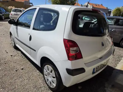 Renault Twingo 2010 - 4250 EUR, 150000 km - 150000km - foto 3 de 11